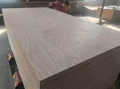 PLYWOOD ROJO 2.7mm doble Cara